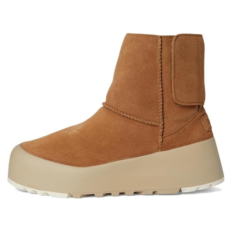 UGG Classic Streetscape Semelle Adhérence Optimale Sécurité